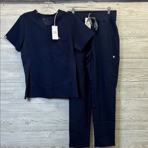 NWT Figs Women's Navy Blue Scrub Pants and Top Set